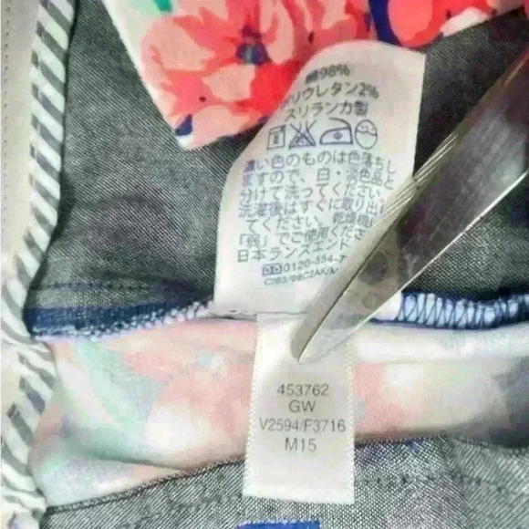 Lands End Women's 10P Multicolor Floral Blue Pink Hawaiian Shorts Midrise - Picture 8 of 9